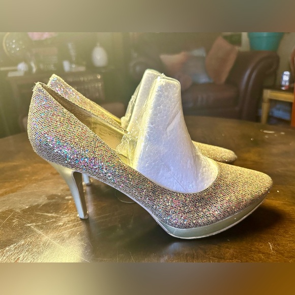 Nine West Glitter Pump 10 - Picture 3 of 7